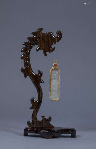 Qing Dynasty handmade gold thread pendant