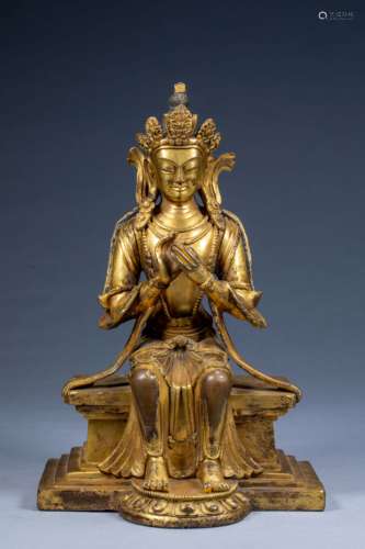 Chinese Ming Dynasty gilt bronze official-made seated statue...