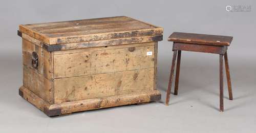 An early 20th century pine trunk