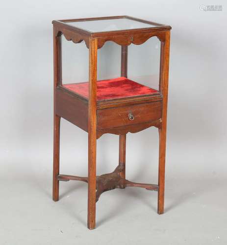 A George III mahogany washstand