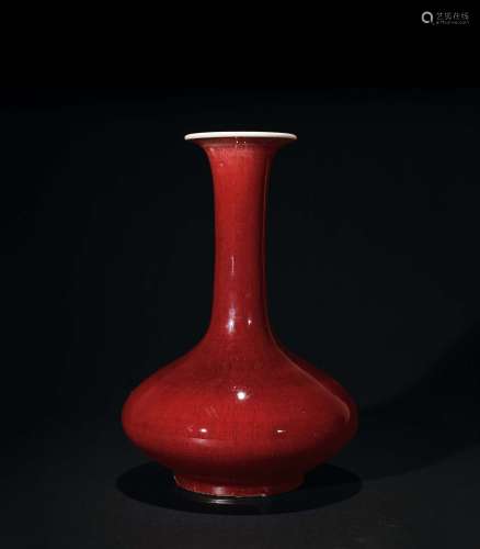 清中期 红釉撇口荸荠瓶