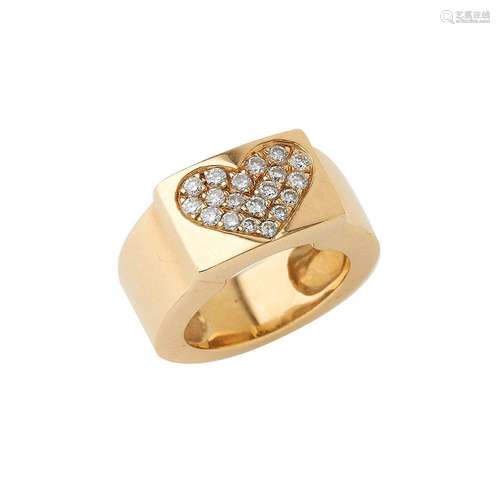 Bague en or jaune 18K (750/°°), plateau rectangulaire orné d...