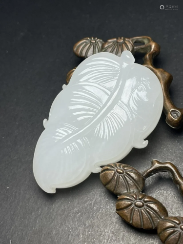Superb Chinese White Hetian Jade Leaf Pendant