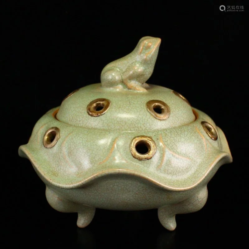 Chinese Ru Kiln Frog & Lotus Leaf Porcelain Incense Burn...