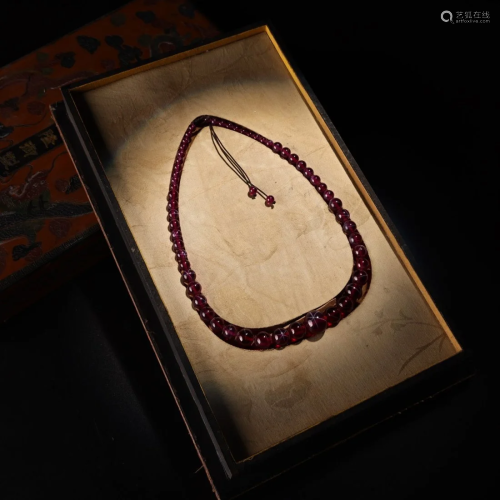 Beautiful Vintage Ruby Necklace w Lacquerware Box