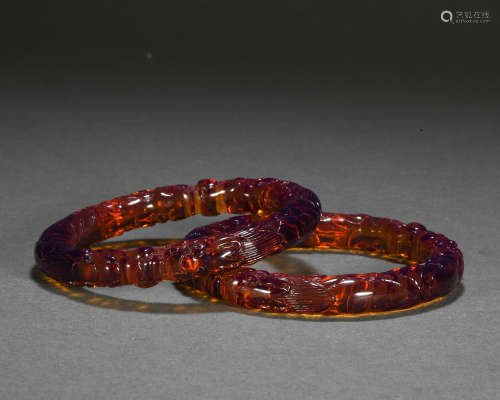 Qing Dynasty Amber Dragon Bracelet