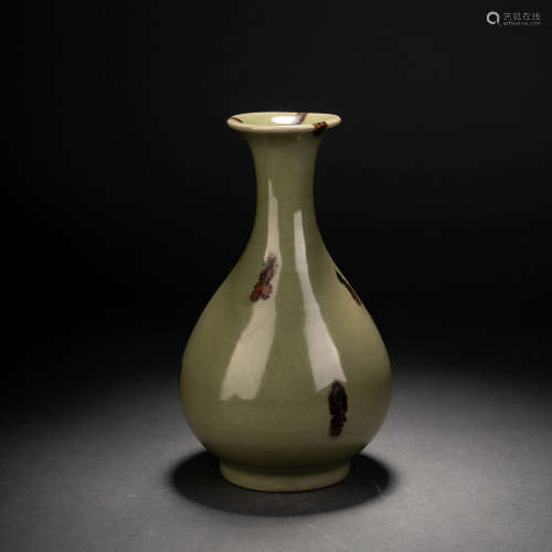 Song Dynasty Longquan Kiln Spotted Jade Pot Spring