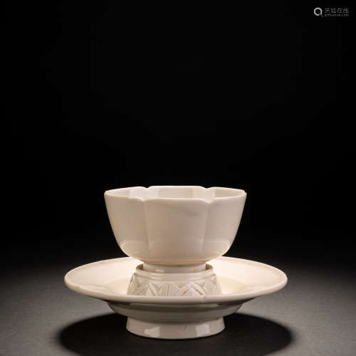 Song Dynasty Dingyao Cup