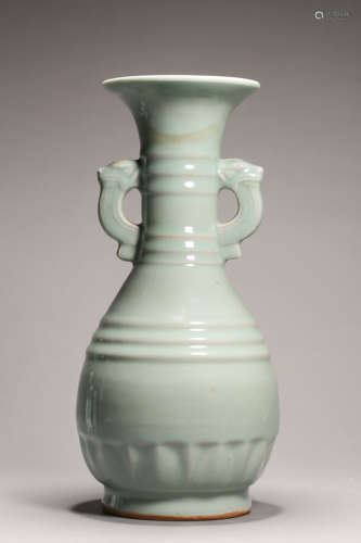 Longquan Kiln Double-Eared Vase