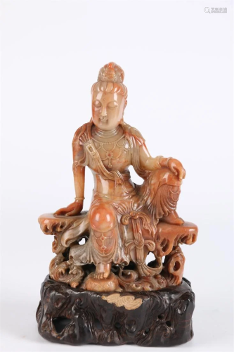 A SHOUSHAN ROSS QUARTZ AVALOKITESVARA STATUE.