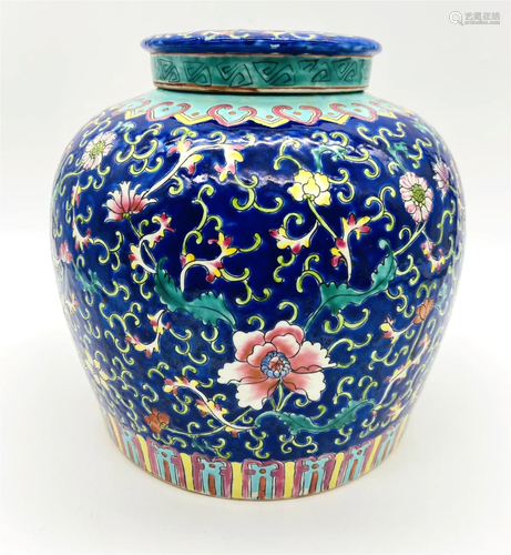 Chinese Export Famille Rose Lidded Jar