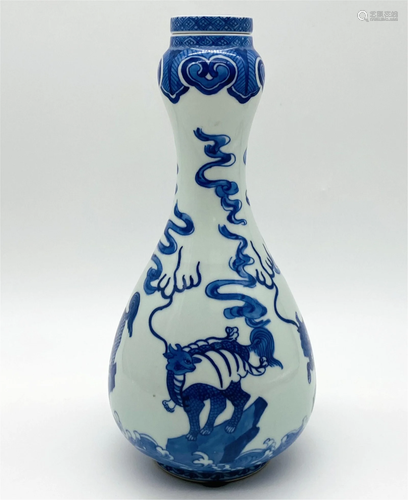 Chinese Blue & White Kangxi Style Lidded Vase