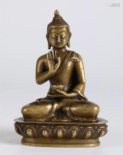 A Bronze BHAISAJYAGURU BUDDHA STATUE.