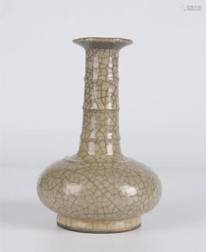 A PORCELAIN DISPLAY BOTTLE, GE KILN.