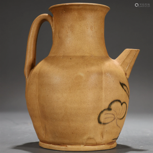 A Changshayao Painted 'Lotus Leaf' Ewer