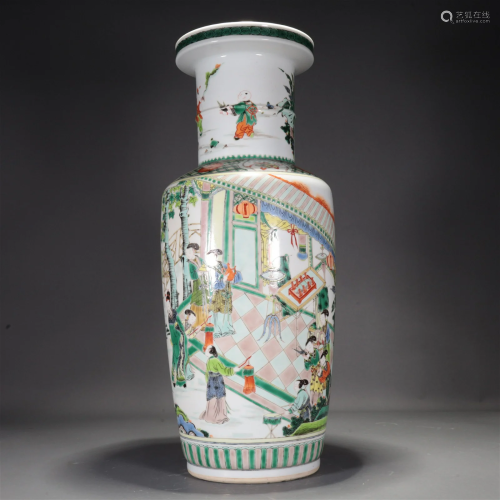 A Wucai 'Story' Mallet Vase