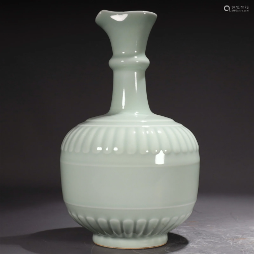 A Celadon-Glazed Pouring Vessel