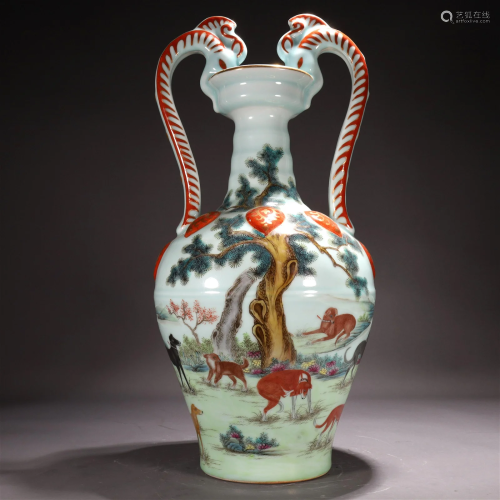 An Enameled Gilded 'Ten Hounds' Vase