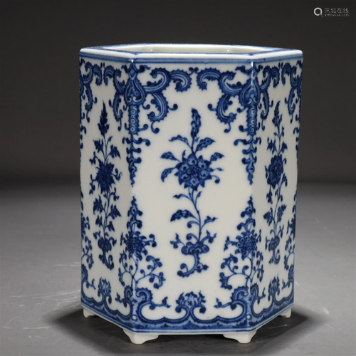 A Hexagonal Blue And White 'Flower' Brush Pot