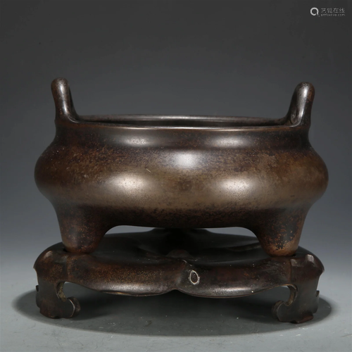 A Bronze Tripod Censer