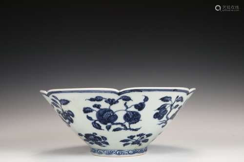 blue and white flower bowl