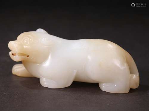 Auspicious beast jade carving