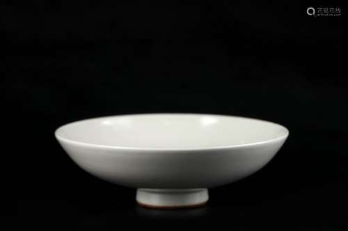 white glazed plate