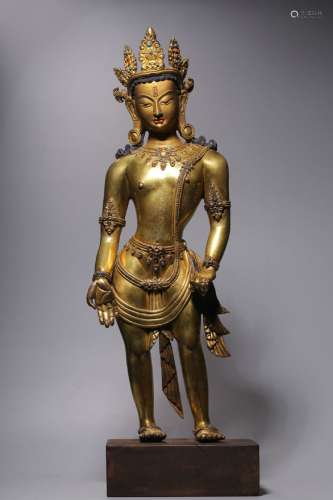 Gilt bronze statue of Guanyin with gemstones
