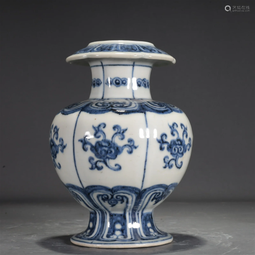 A Blue And White 'Flower& Lingzhi' Vase