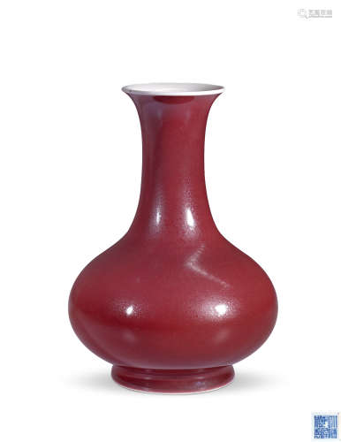 清乾隆 祭红釉荸荠瓶