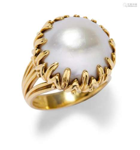 TIFFANY & CO. PEARL RING