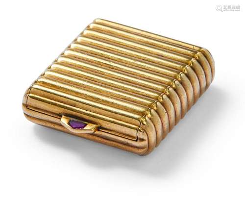 CARTIER 9CT GOLD AND RUBY PILL BOX, CIRCA 1938