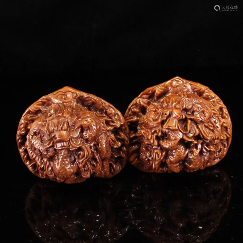 A Pair Hard Carved Chinese Art Walnuts Lucky Dragon Statue