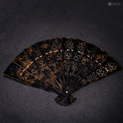 Exquisite Openwork Tortoiseshell Fan