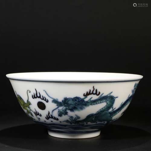 Blue and white sea water dragon pattern rushing bead bowl