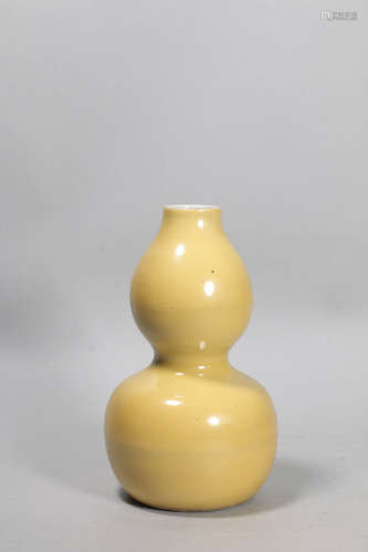 嬌黃釉葫蘆瓶