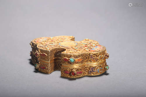 銀鎏金掐絲嵌寶蓋盒