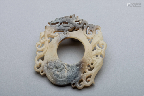 Jade steps with dragon and phoenix patterns in the Han Dynas...