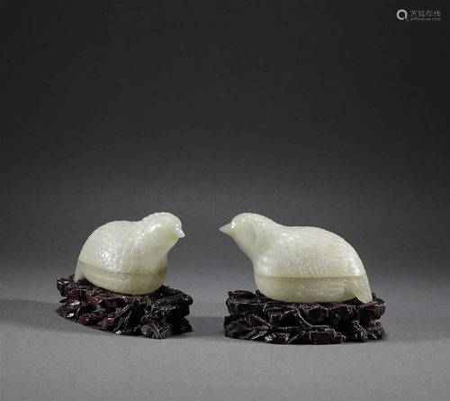 Qing Dynasty - A Pair of Hetian Jade Quail