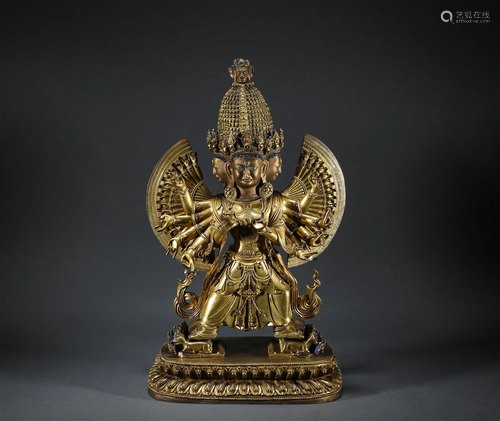 Gilt Bronze Buddha with A Thousand Hands on All Sides