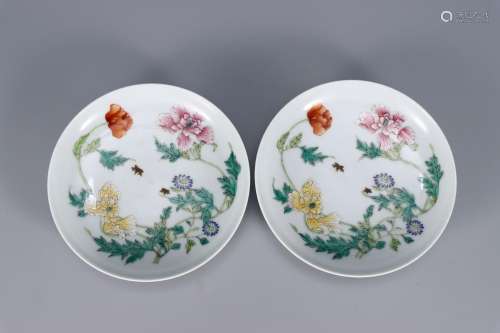 QING, PAIR OF FAMILLE ROSE FLORAL PLATES