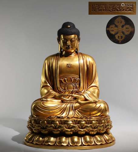 A LARGE GILT BRONZE STATUE OF SAKYAMUNI BUDDHA