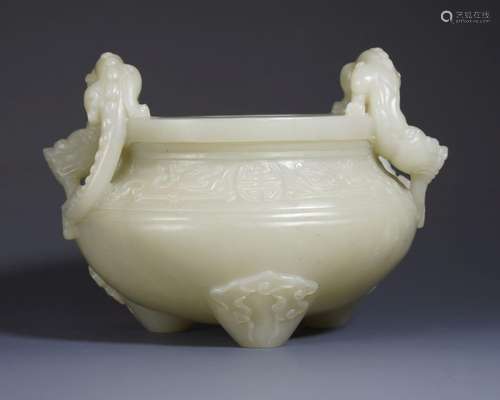 JADE CARVING OF 'CHI-TIGER' TRIPOD CENSER