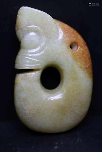 HONGSHAN CULTURE STYLE JADE PIG DRAGON TOGGLE