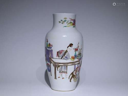 QING, FAMILLE ROSE 'LADY' GUANYIN VASE