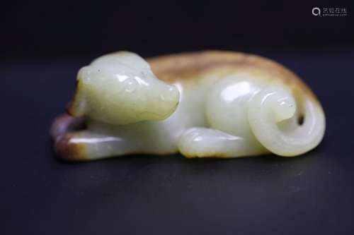 QING, RUSSET JADE CROUCHING DOG