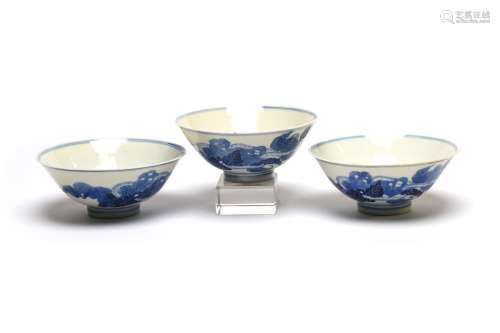 Three blue and white porcelain small bowls painted with worm...