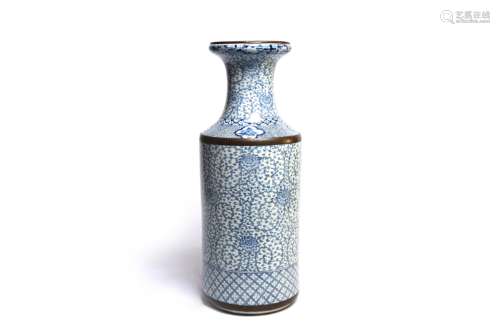 A blue and white porcelain cylindrical vase with flaring-mou...