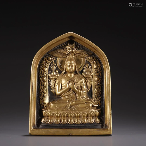 A Fine Gilt-bronze Figure of Buddha Pendant