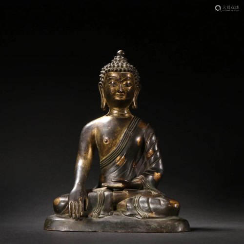 A Fine Gilt-bronze Figure of Shakyamuni